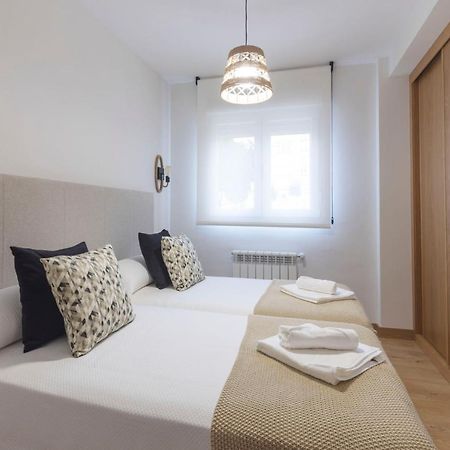 El Piso De Pilar Apartment Llanes Bagian luar foto