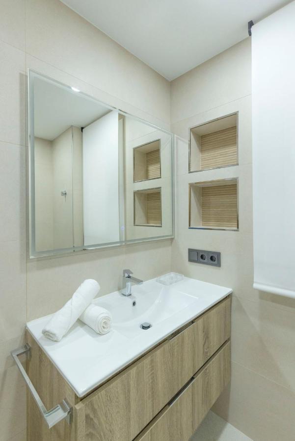 El Piso De Pilar Apartment Llanes Bagian luar foto